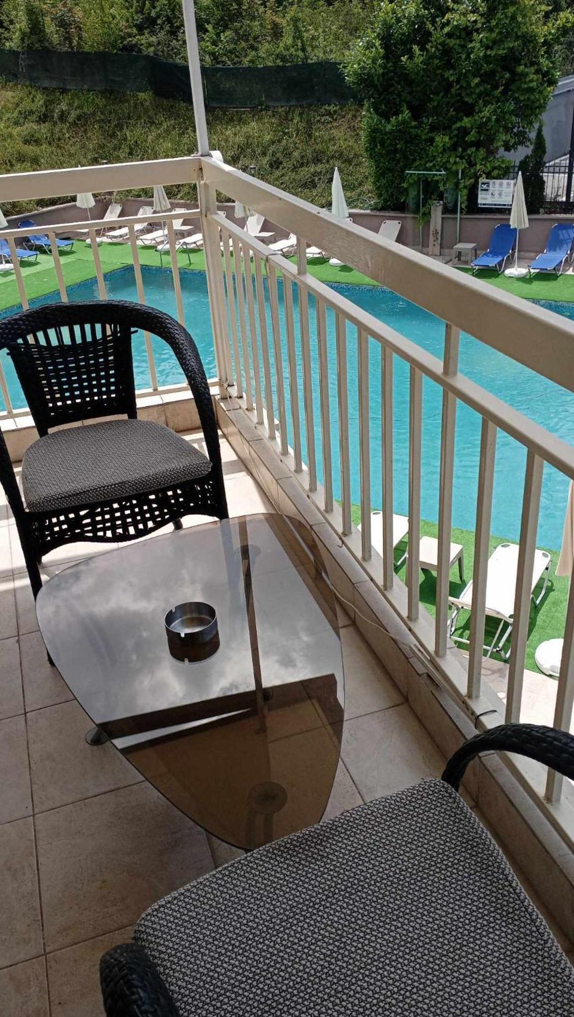 Hotel Bluebell Ohrid Bagian luar foto