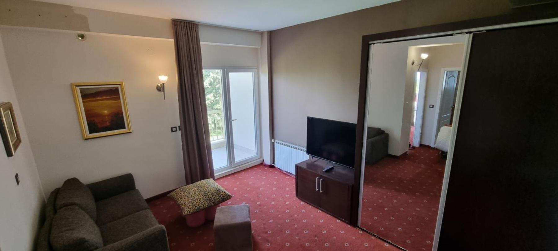 Hotel Bluebell Ohrid Bagian luar foto
