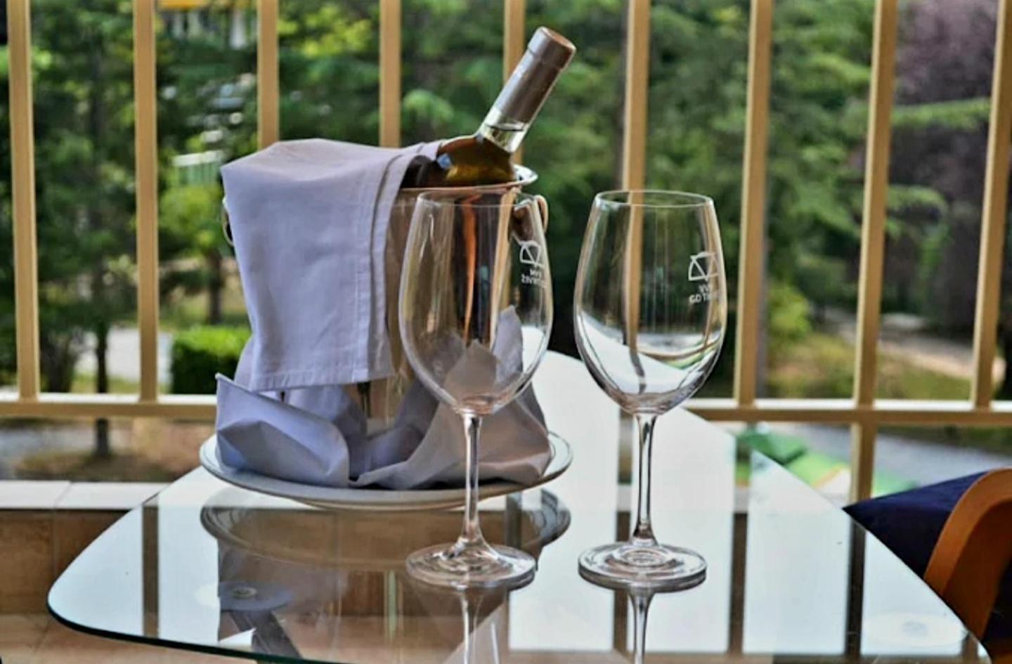 Hotel Bluebell Ohrid Bagian luar foto