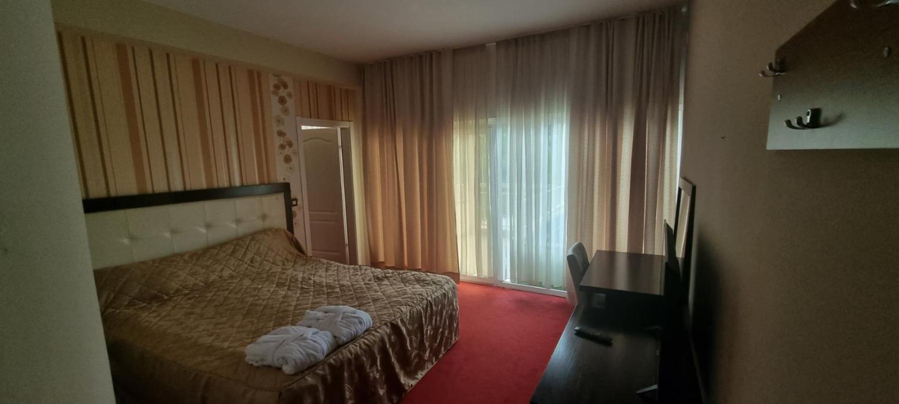 Hotel Bluebell Ohrid Bagian luar foto